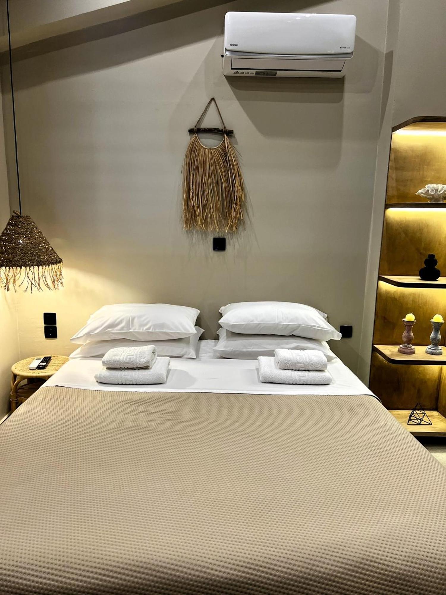Athilia Aparthotel นิเกียนา ภายนอก รูปภาพ